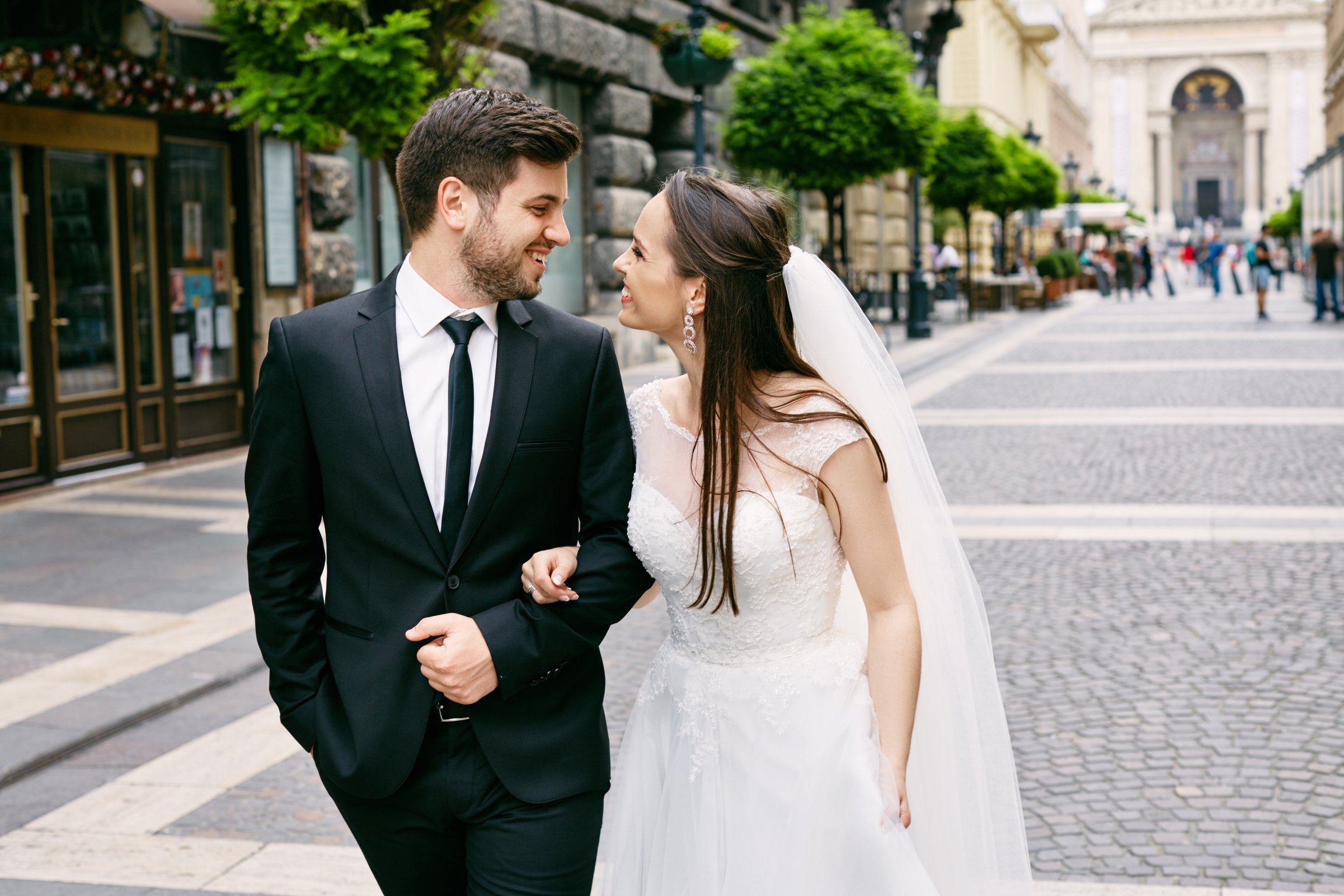 Sensitive wedding photo